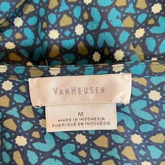 Van Heusen Women’s Top Blouse Size M Ruffle Neck Green 3/4 Sleeves - Picture 13 of 16